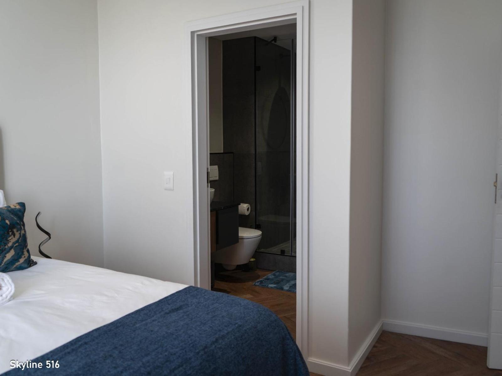 On Park 516 At Century Apartment *