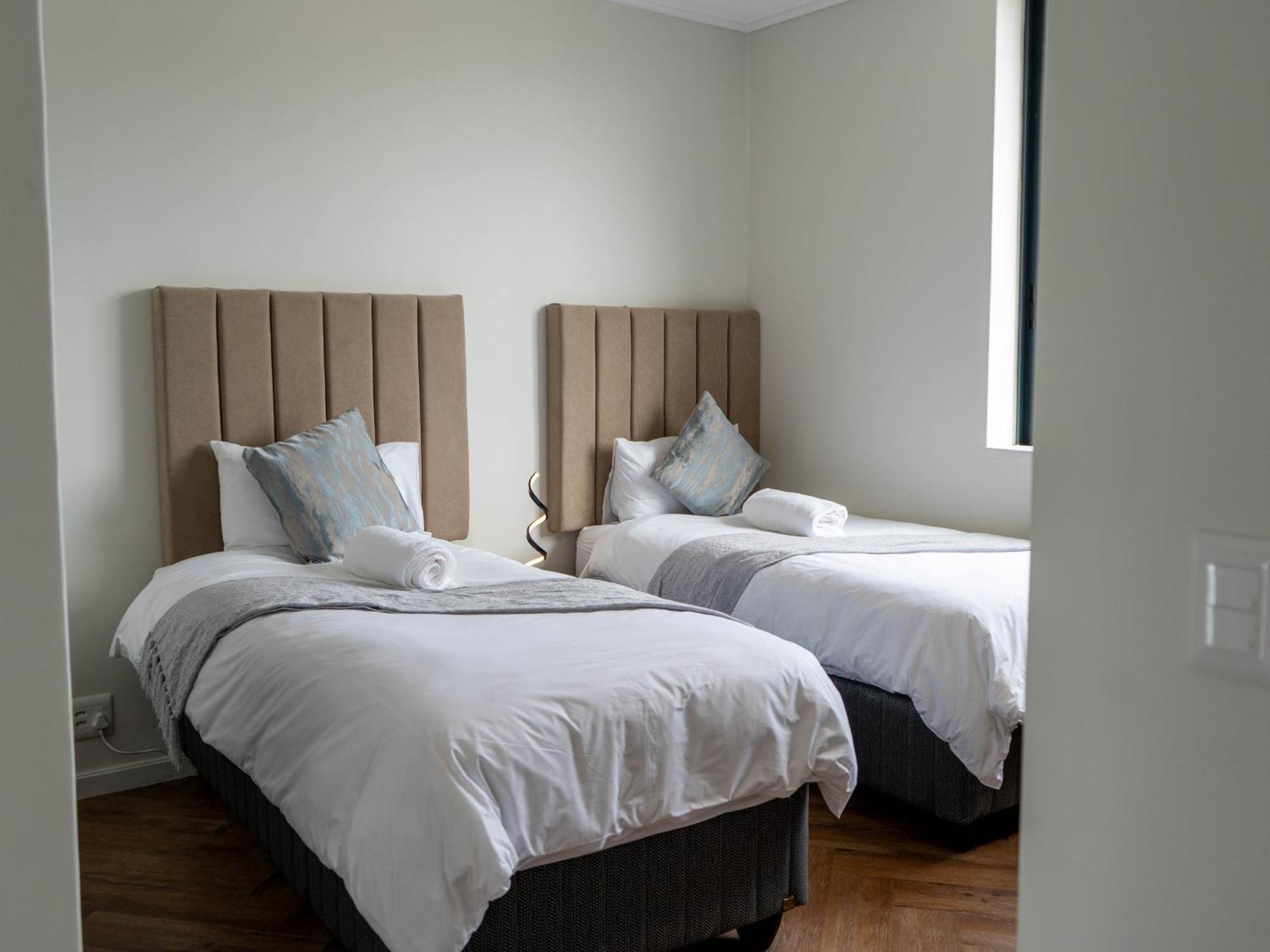 On Park 516 At Century Apartment *